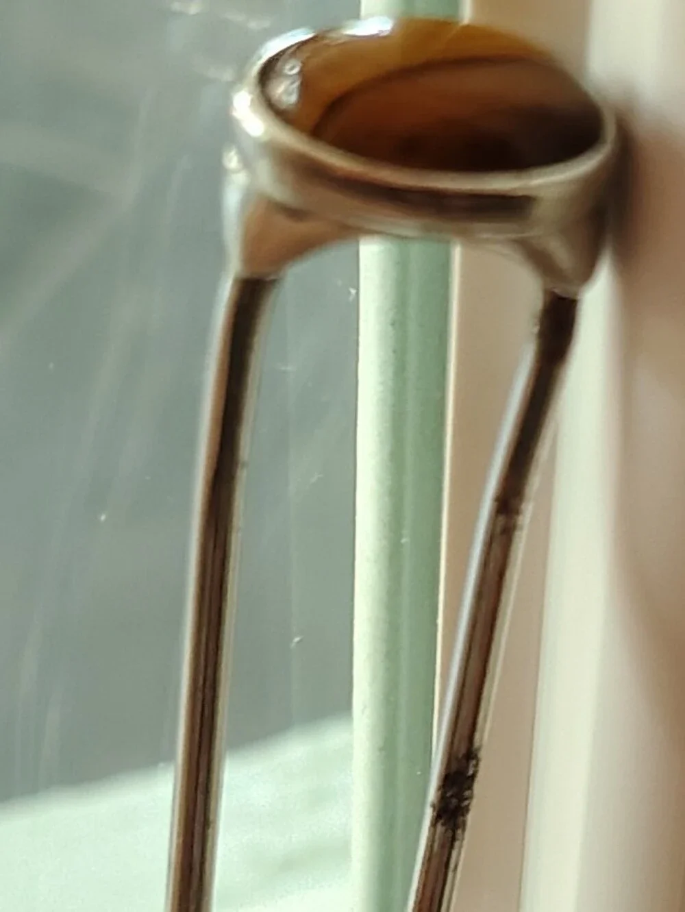 Vintage Cat's Eye Hair Fork. 5.5